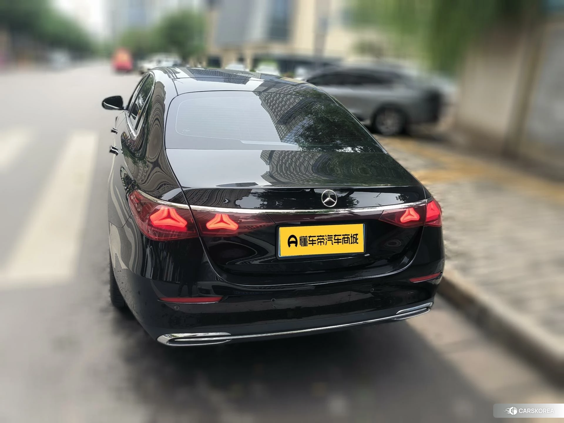 Mercedes-Benz E-class 2023 Черный из Китая, фото 3