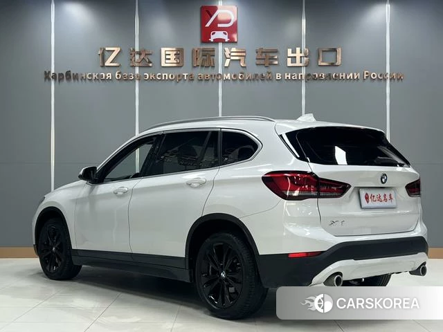 BMW X1 id 4263204 из Китая 17