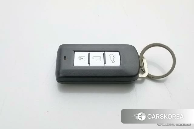 Mitsubishi  Outlander id 4210212 из Китая 17