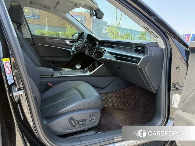 Audi A6 (import) 2021 Черный из Китая, фото 5