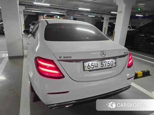 Mercedes-Benz E-Class W213 id 3692924 из Кореи 7