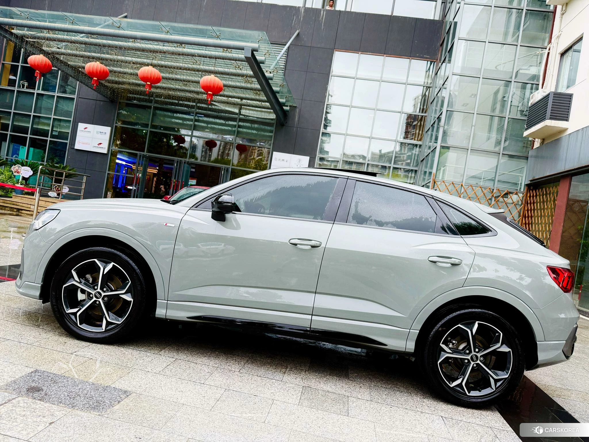 Audi Q3 Sportback id 4487451 из Китая 9