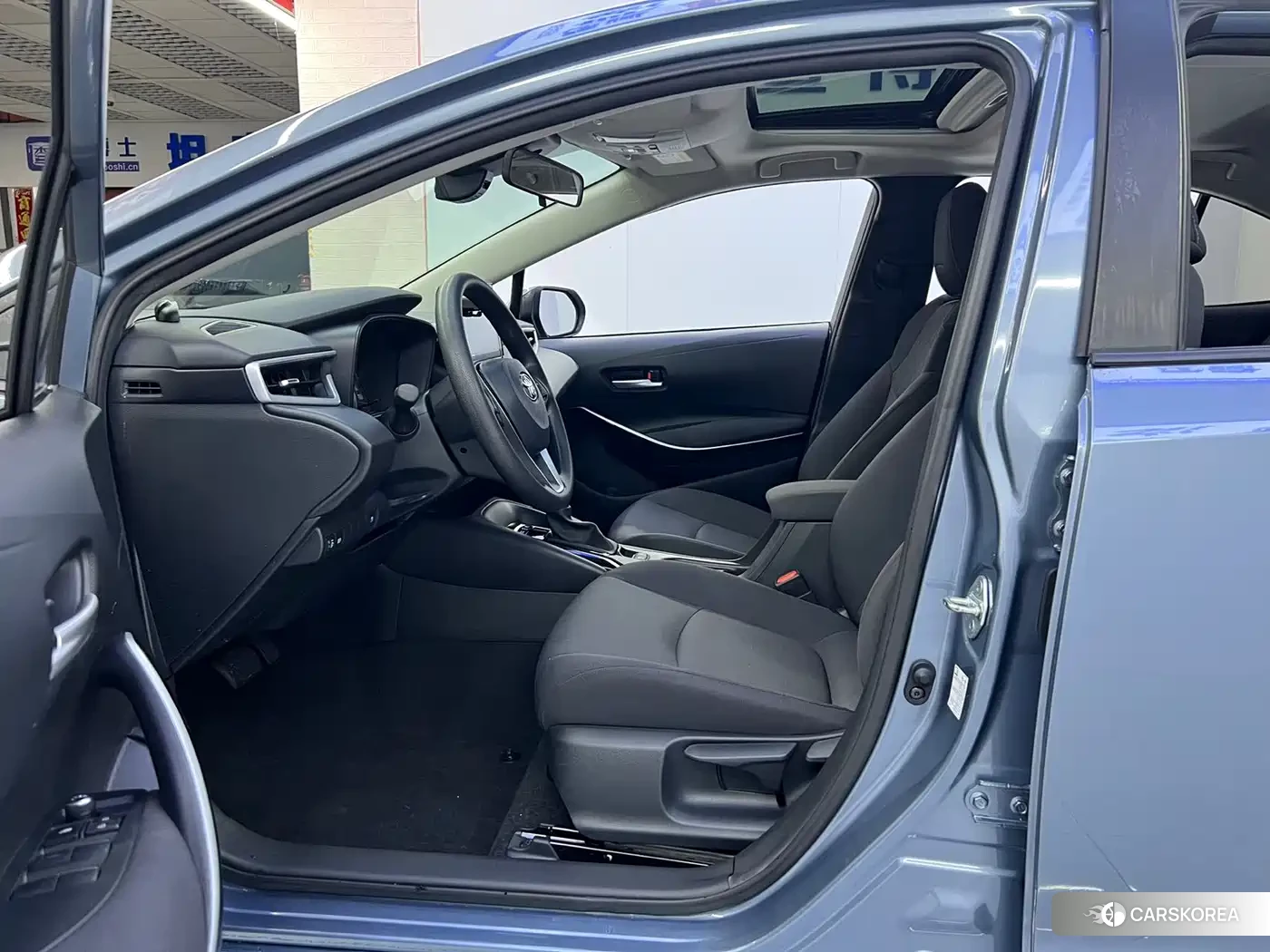 Toyota Corolla id 4578378 из Китая 17