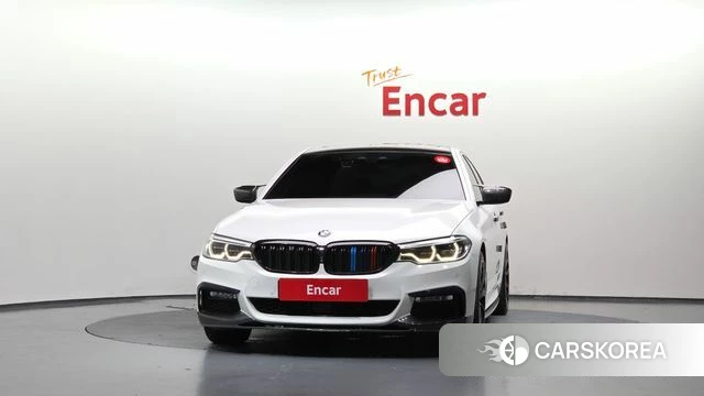 BMW 5 Series (G30) id 4703644 из Кореи 23