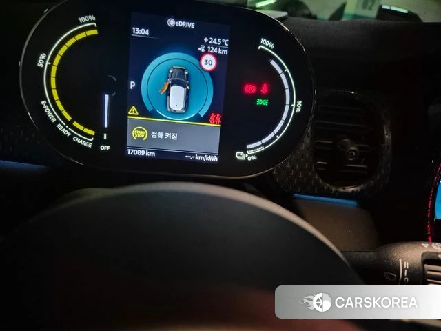 Mini Cooper Electric 2023 Белый из Кореи, фото 3