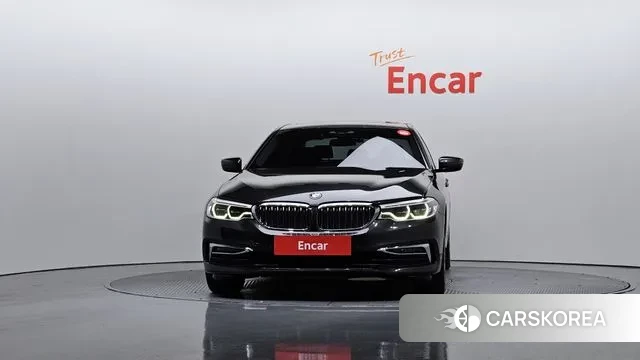 BMW 5 Series (G30) id 3324851 из Кореи 13