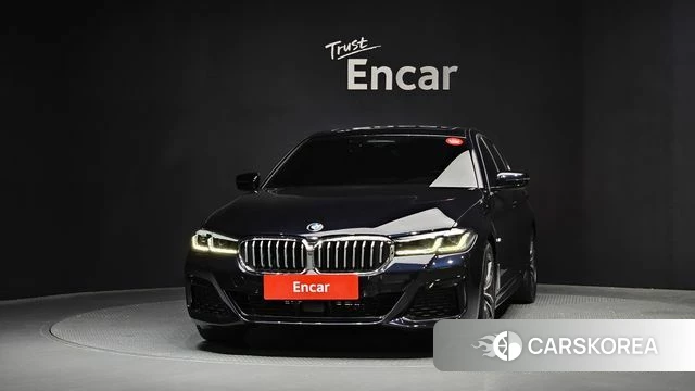 BMW 5 Series (G30) id 3839956 из Кореи 13