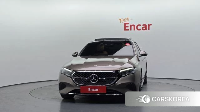 Mercedes-Benz E-Class W214 id 4468525 из Кореи 13