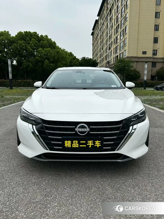 Nissan Xuan Yi 2024 Белый из Китая, фото 3