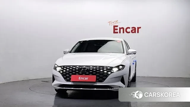 Hyundai The New Grandeur IG id 3348862 из Кореи 13