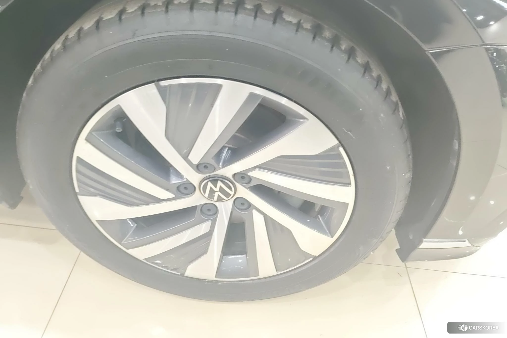 Volkswagen Magotan PHEV id 4492770 из Китая 10