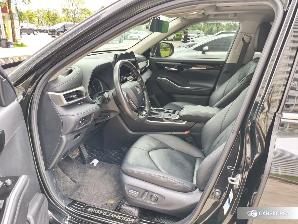 Toyota Highlander 2021 Черный из Китая, фото 3