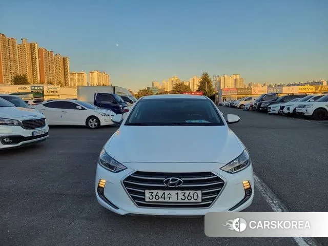 Hyundai Avante AD id 3439965 из Кореи 13