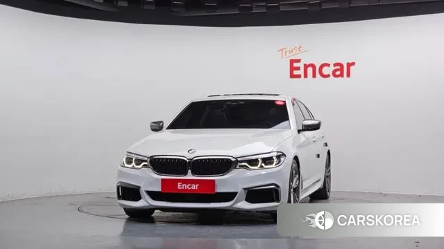 BMW 5 Series (G30) id 3520303 из Кореи 13