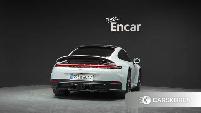 Porsche 911(992) id 4584210 из Кореи 23