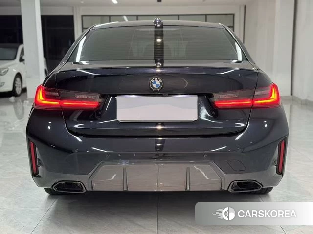 BMW 3 series 2023 Черный из Китая, фото 6