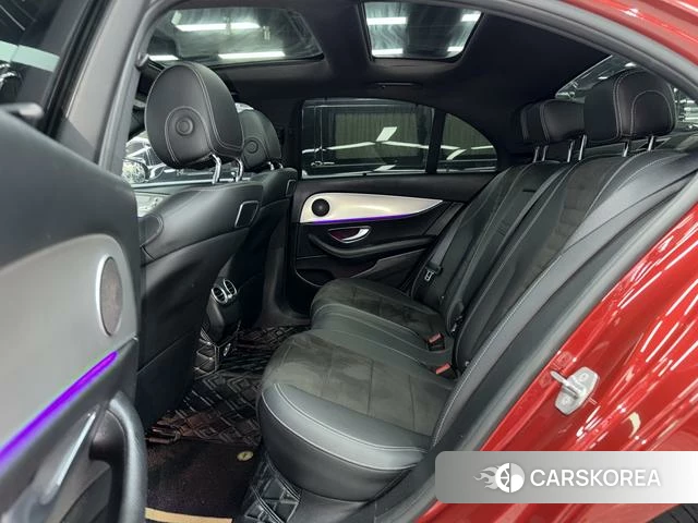 Mercedes-Benz E-class id 4222092 из Китая 9