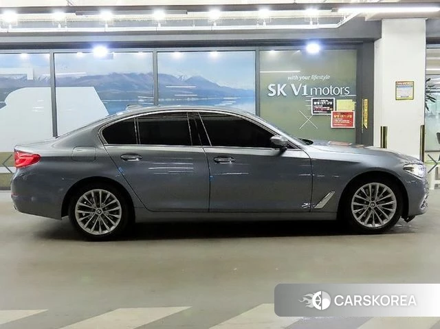 BMW 5 Series (G30) id 4020504 из Кореи 13