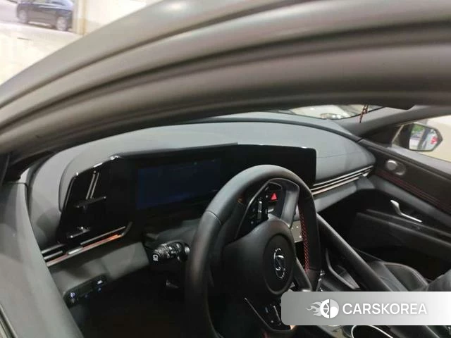 Hyundai Elantra 2023 Темно-серый из Китая, фото 3