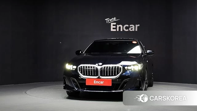 BMW 5 Series (G60) id 4670171 из Кореи 13