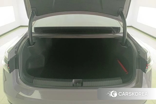 Volkswagen Passat id 3783843 из Китая 10