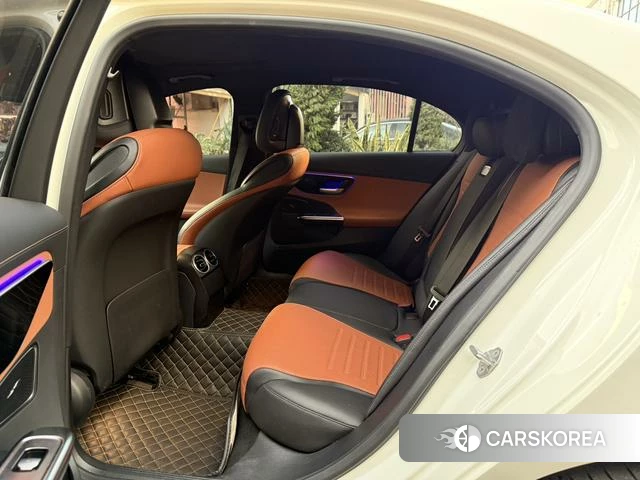 Mercedes-Benz Class C 2022 Белый из Китая, фото 4