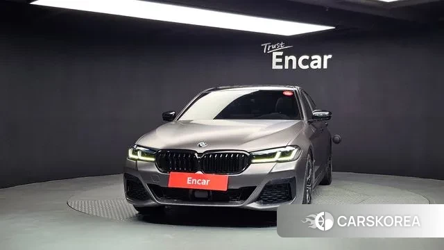 BMW 5 Series (G30) id 3159307 из Кореи 13