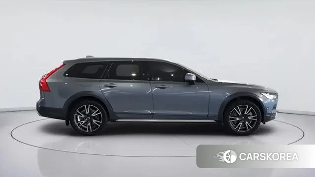 Volvo V90 Cross-Country id 3694929 из Кореи 10
