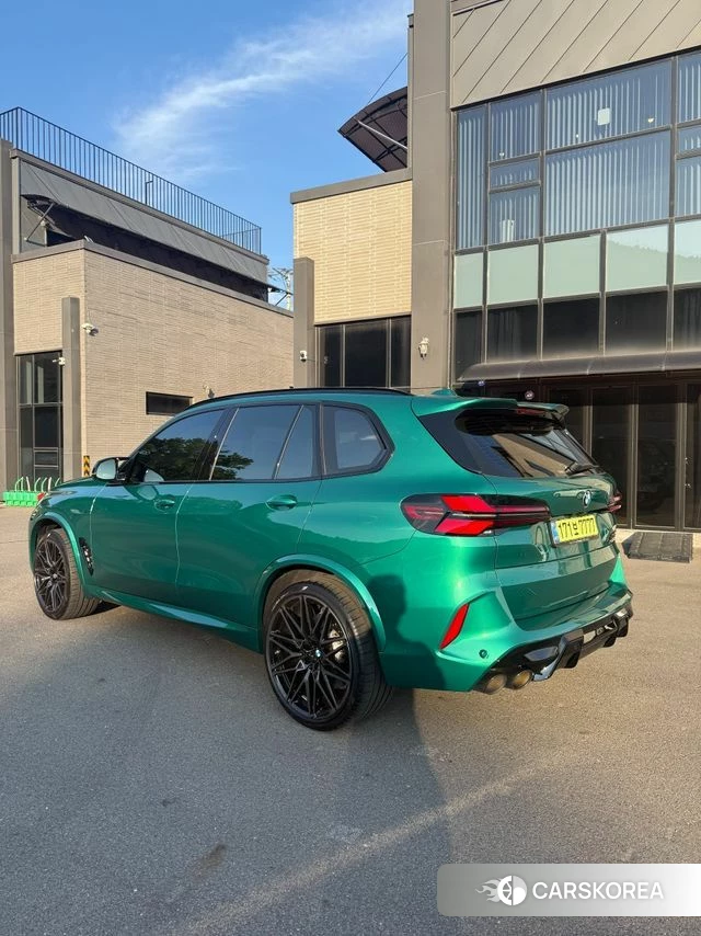 BMW X5M (G05) 2025 Светло-зеленый из Кореи, фото 6