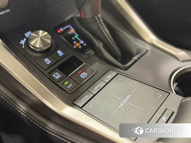 Lexus NX id 4217354 из Китая 18