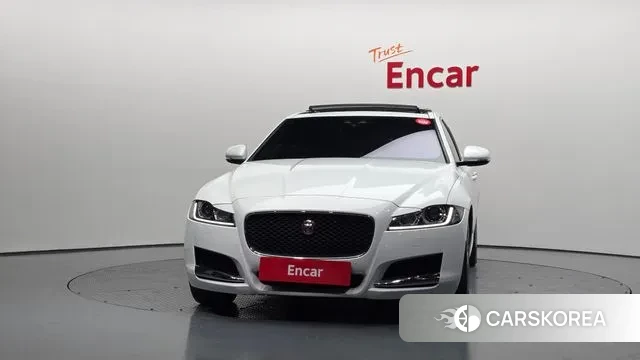 Jaguar XF (X260) id 3737197 из Кореи 13