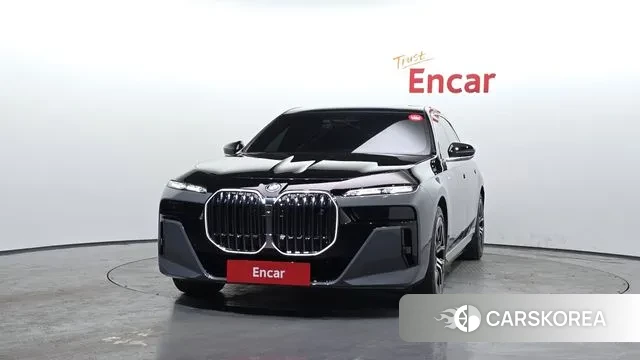 BMW i7 (G70) id 3610396 из Кореи 13