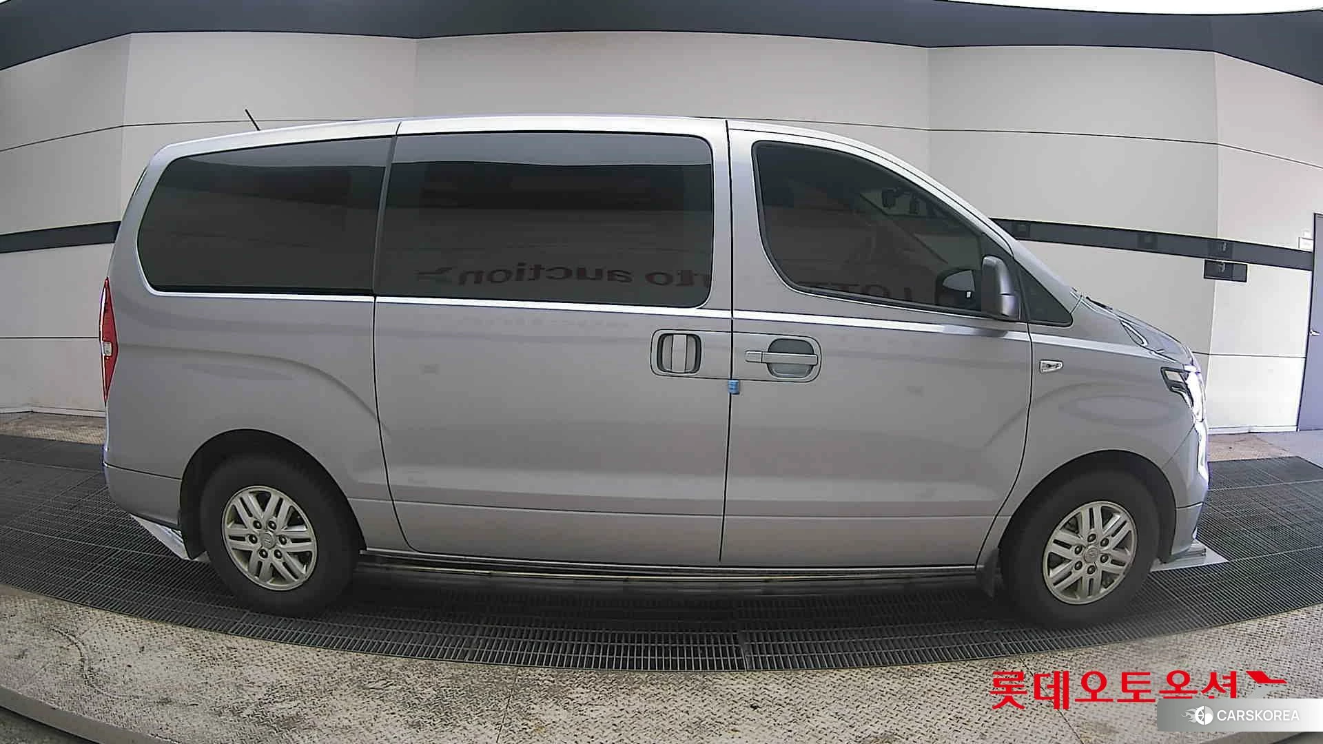 Hyundai Grand Starex id 3882028 из Кореи 23