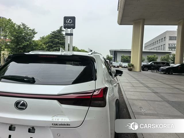 Lexus UX id 4262246 из Китая 10