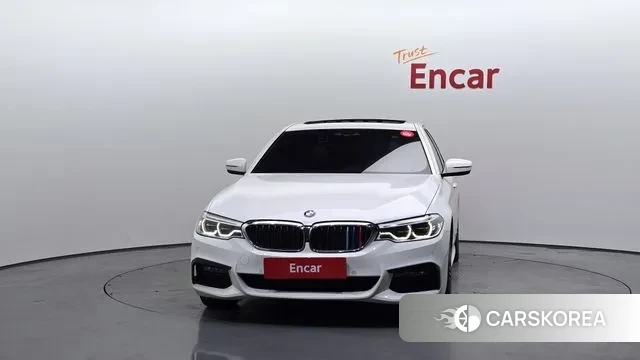 BMW 5 Series (G30) id 2976337 из Кореи 13