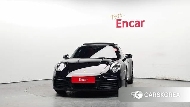 Porsche 911(992) id 4618992 из Кореи 23