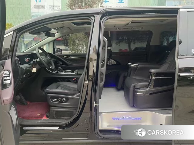 GAC Trumpchi Trumpchi M8 2023 Черный из Китая, фото 5
