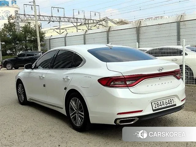 Hyundai Grandeur IG id 3772880 из Кореи 12