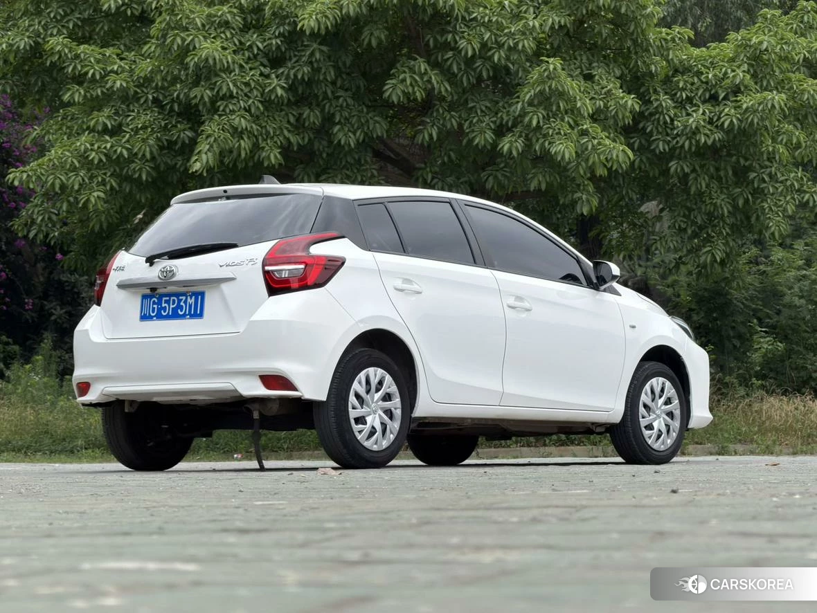 Toyota Vios id 4510472 из Китая 14