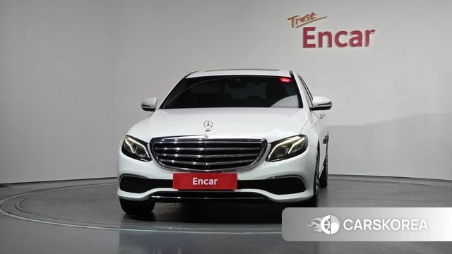 Mercedes-Benz E-Class W213 id 4310662 из Кореи 23