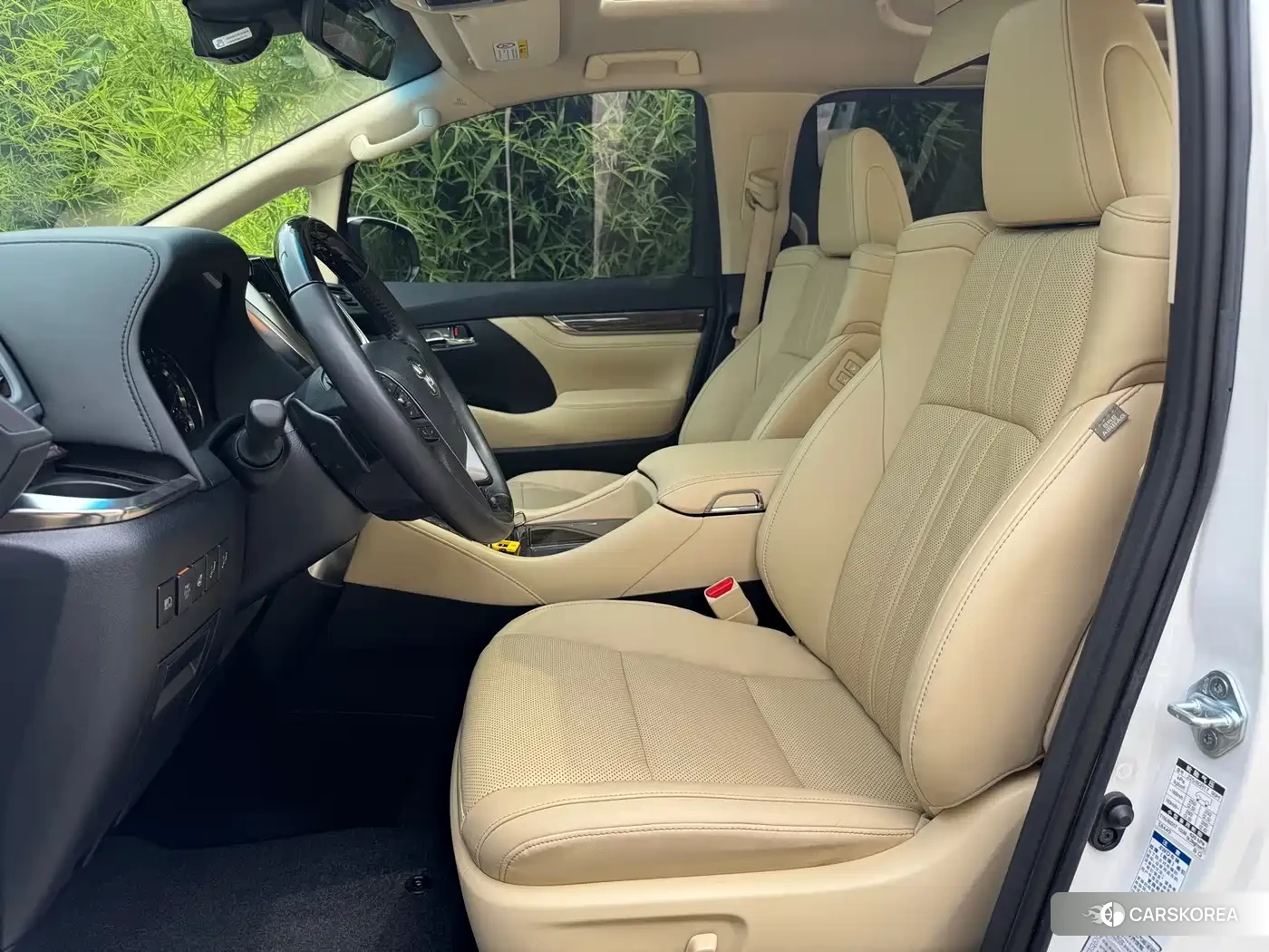Toyota Elfa id 4679866 из Китая 12