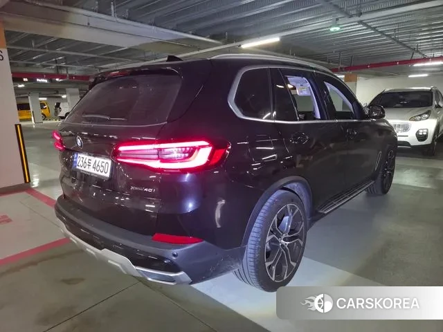 BMW X5 (G05) 2021 Черный из Кореи, фото 3