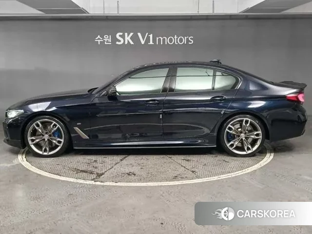 BMW 5 Series (G30) id 3577636 из Кореи 13