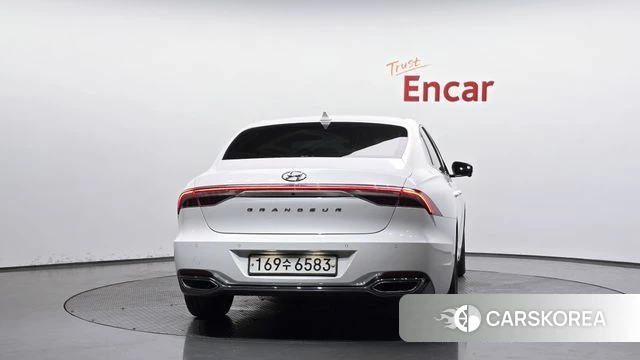 Hyundai The New Grandeur IG Hybrid id 4754921 из Кореи 23