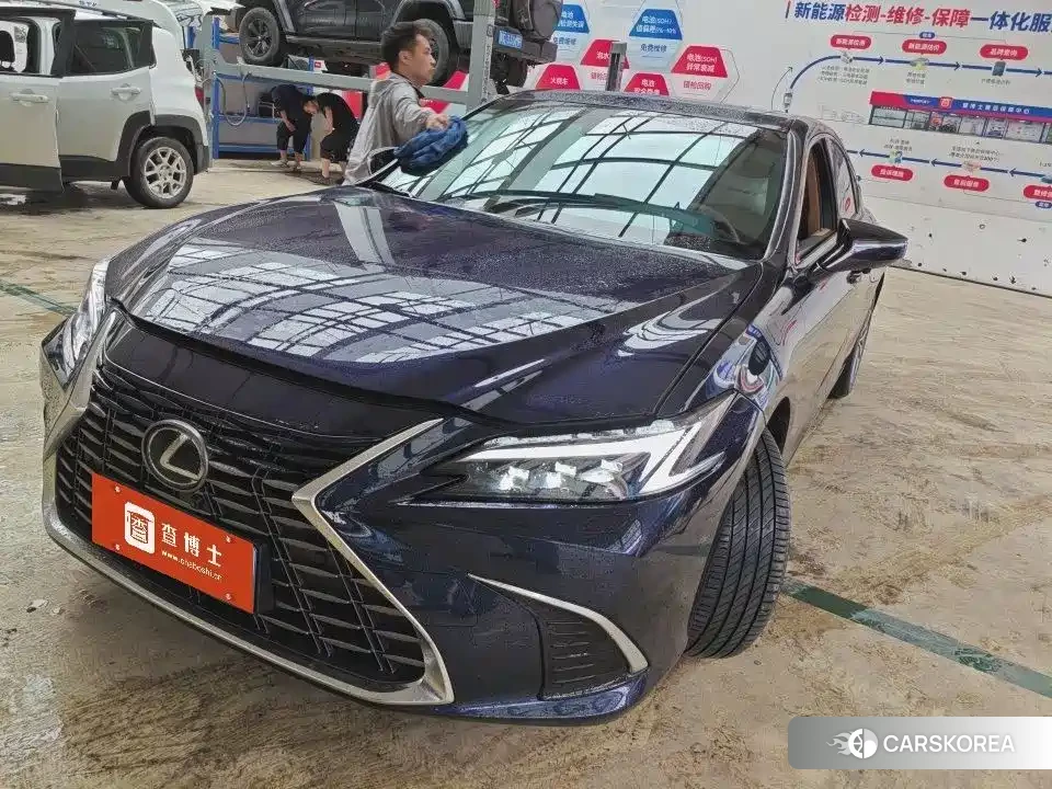 Lexus ES 2025 Синий из Китая, фото 3