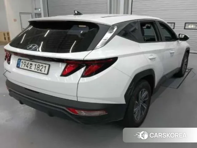 Hyundai Tucson Hybrid (NX4) 2022 Белый из Кореи, фото 3