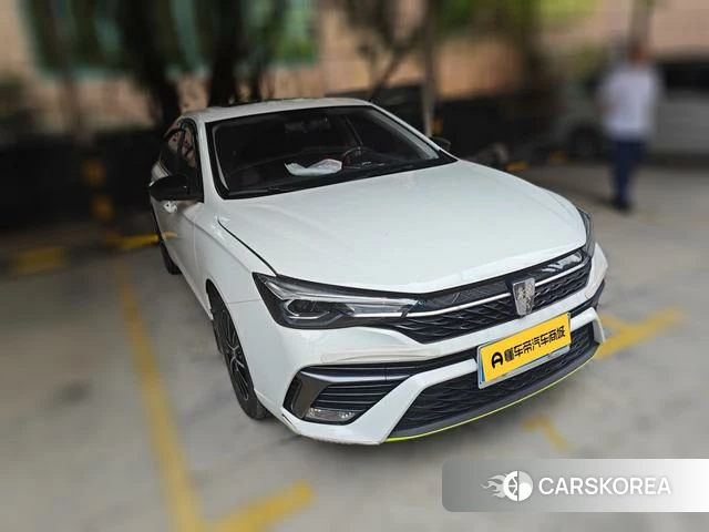 Roewe i5 2023 Белый из Китая, фото 3