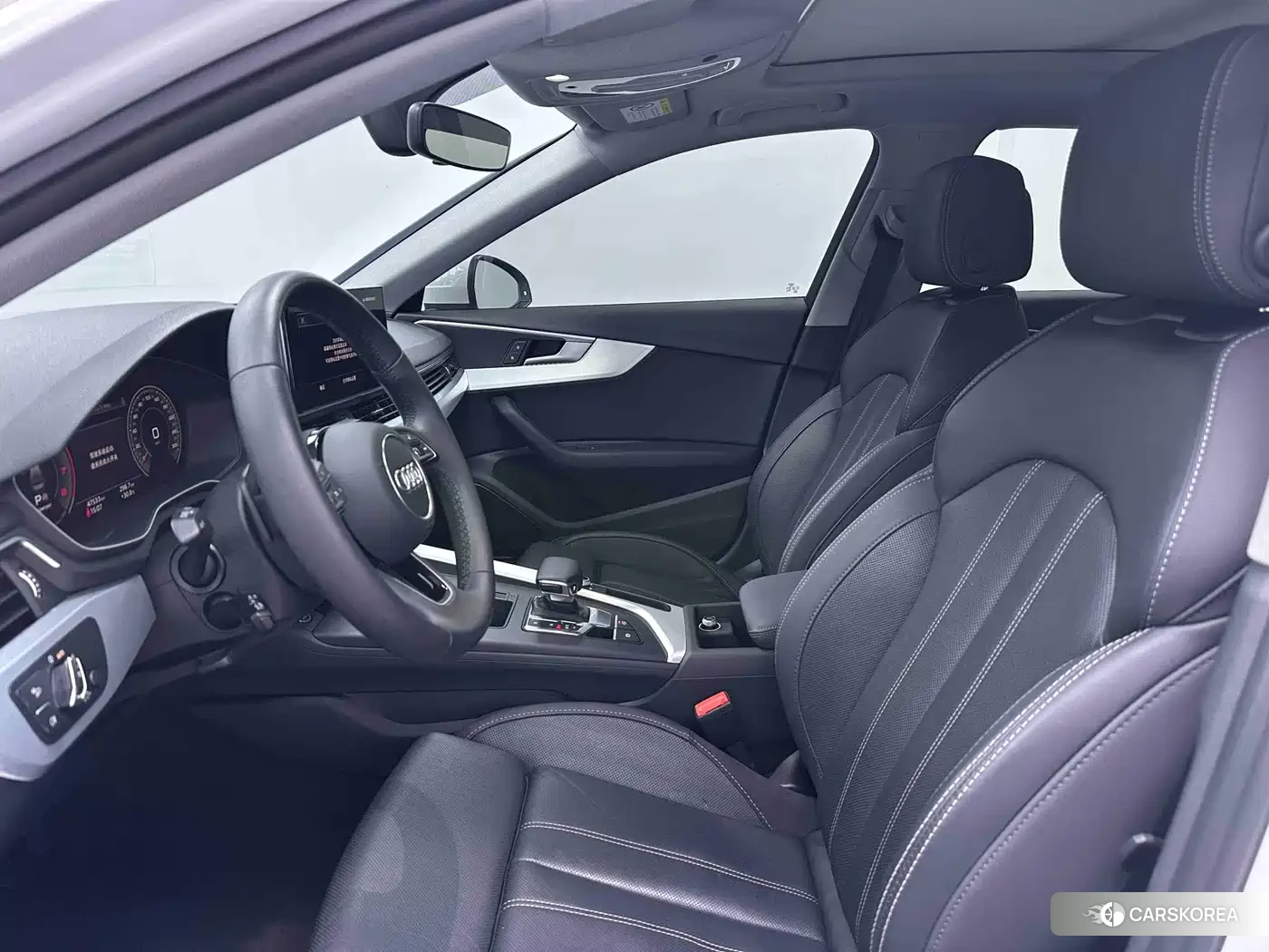 Audi A4L 2023 Белый из Китая, фото 4