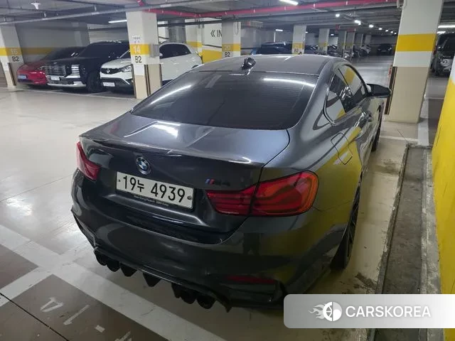 BMW M4 (F82) 2018 Серебристо-серый из Кореи, фото 5