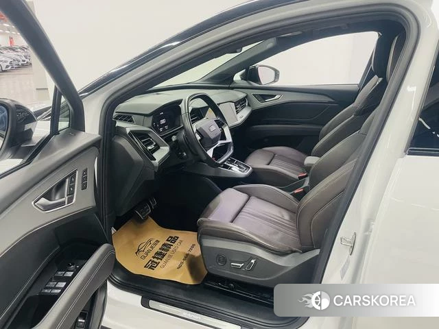 Audi Q5 e-tron id 4242355 из Китая 12